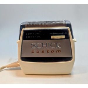 Vintage Schick Custom Comfort Control Electric Razor With Cord Like New